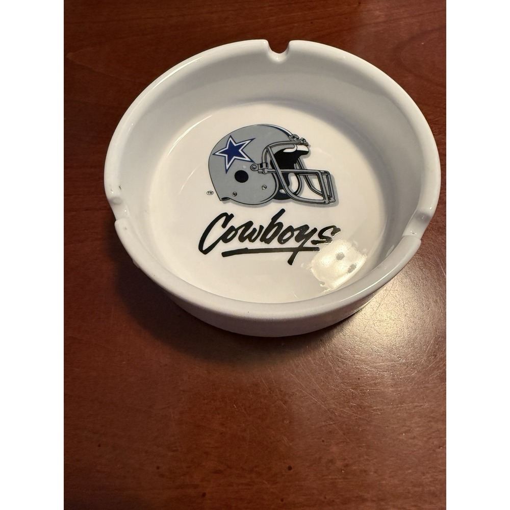 Vintage Dallas Cowboys NFL Porcelain Ashtray Helmet Logo Round Tray Collectible